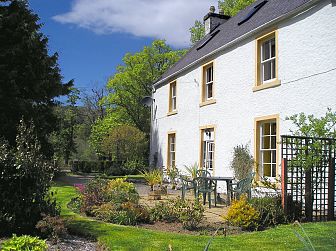 Kerrysdale House is set in a secluded garden